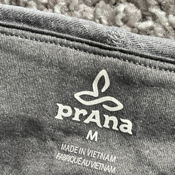 PrAna | The Misty Capri Silver Geo Ruched - Picture 3 of 8